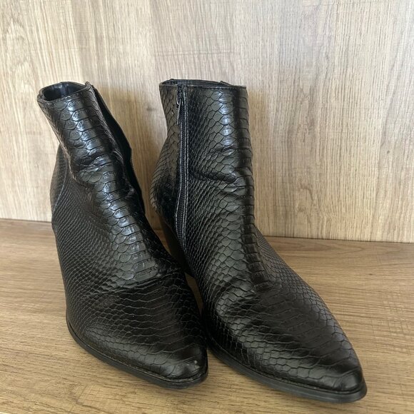 Coconuts by Matisse Ankle Boots 8 Black Snakeskin Embossed Western Booties - Picture 1 of 15